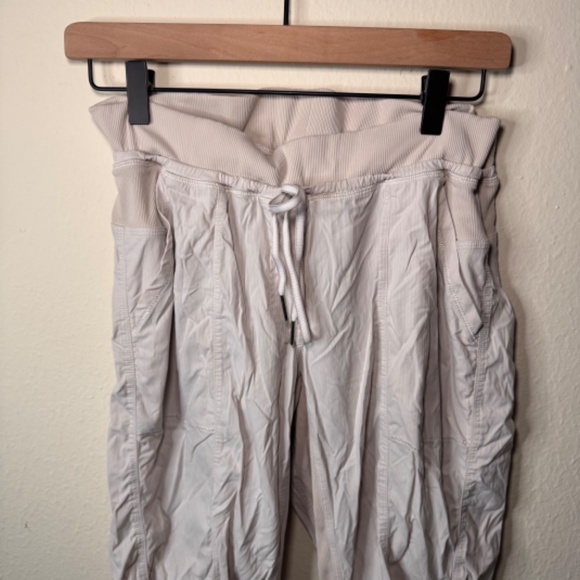 Lululemon Dance Studio Mid Rise Pants Women's Size 10 Grey Athleisure - Picture 2 of 5